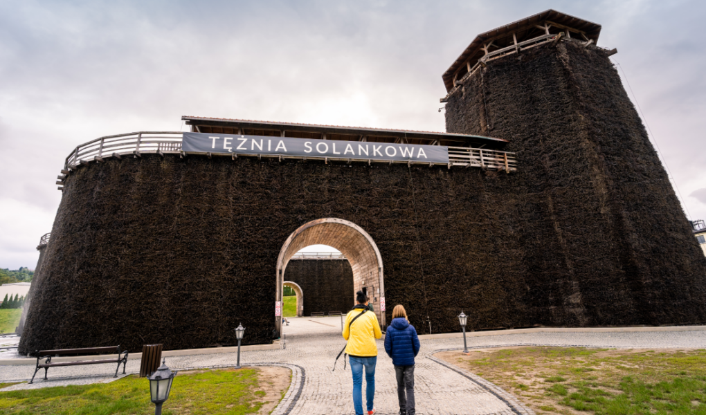 Tężnia Solankowa przy Kopalni Soli "Wieliczka"